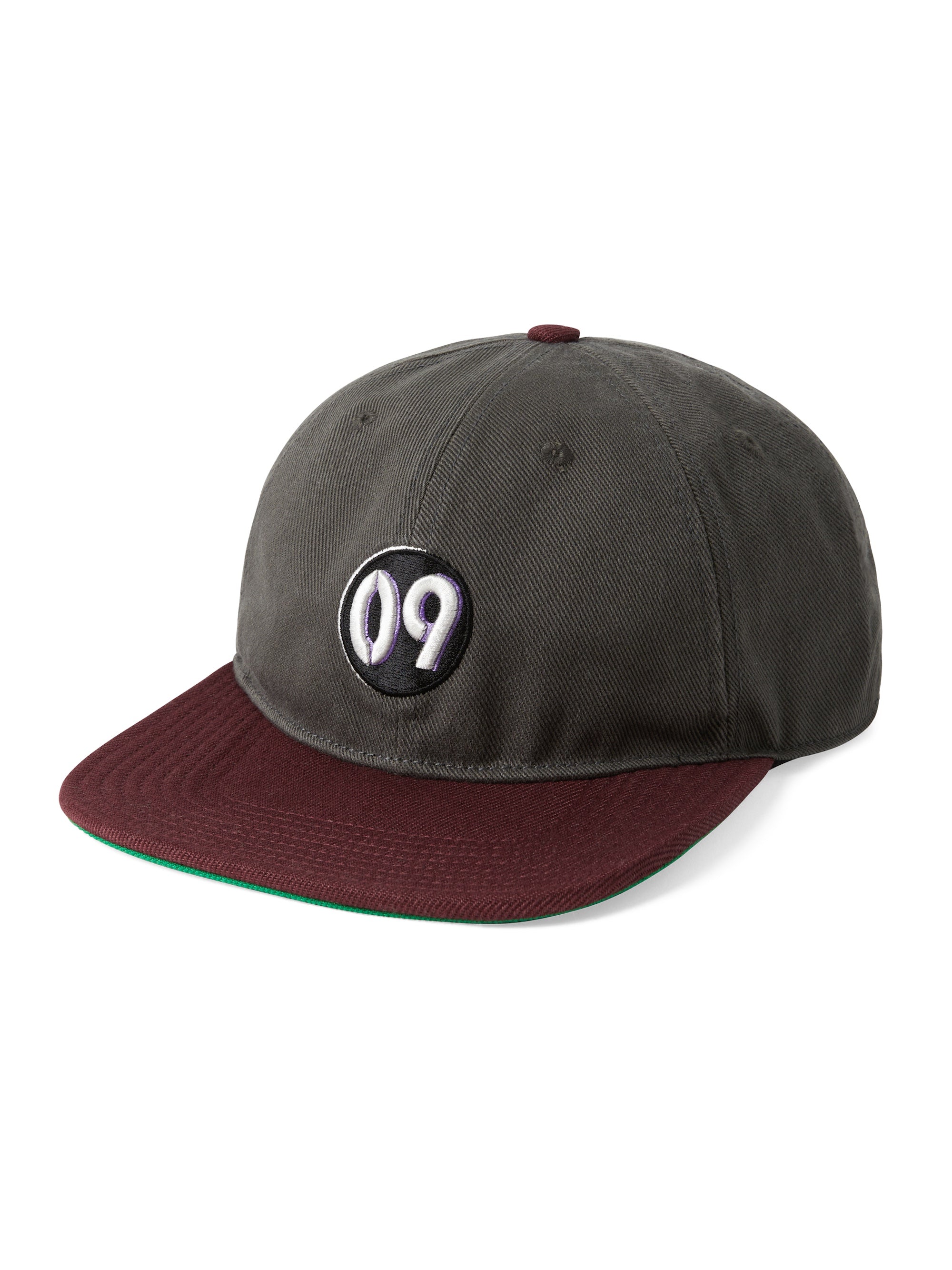 09 Snapback Cap