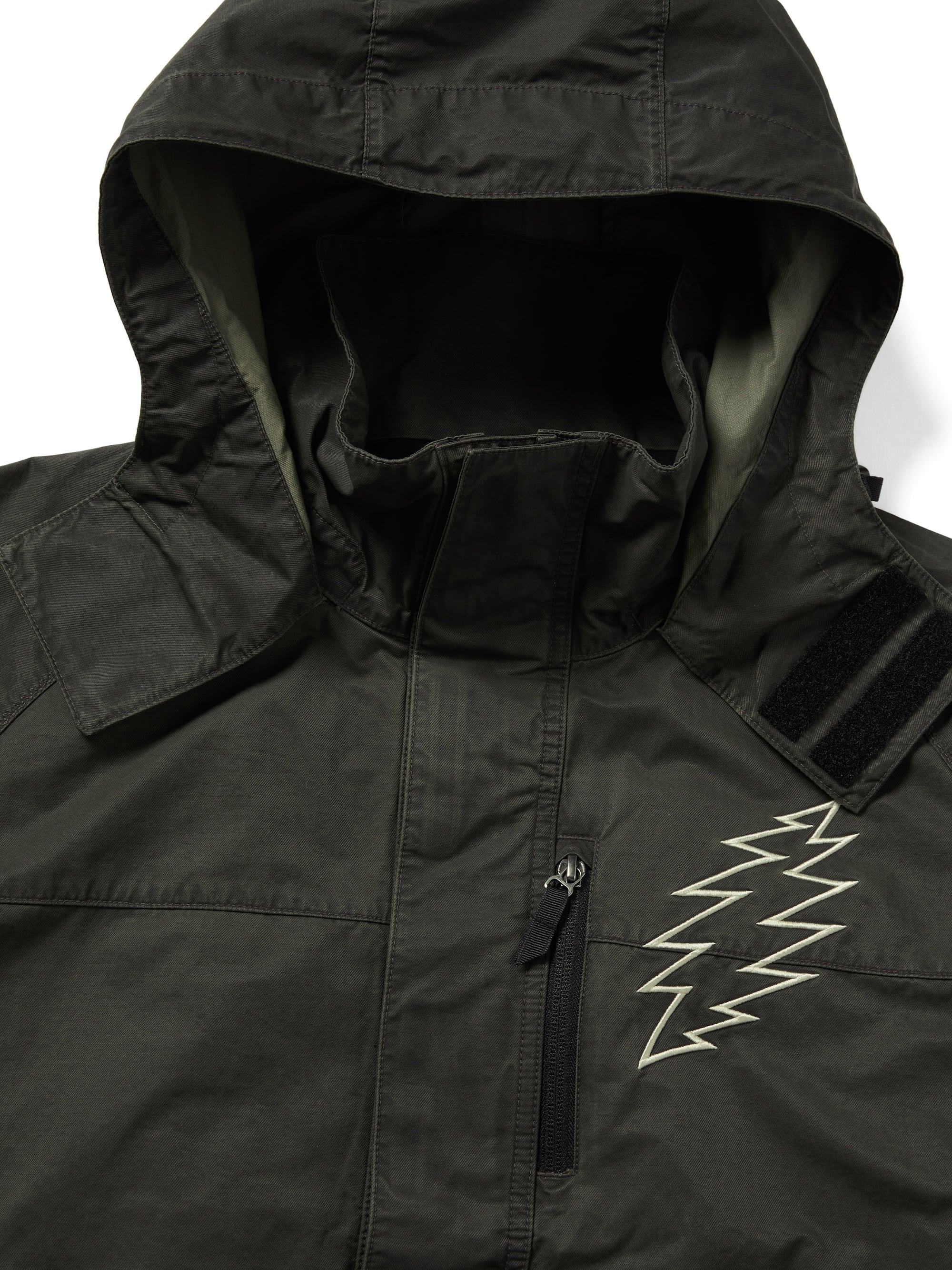 GD Lightning Bear Wind Jacket