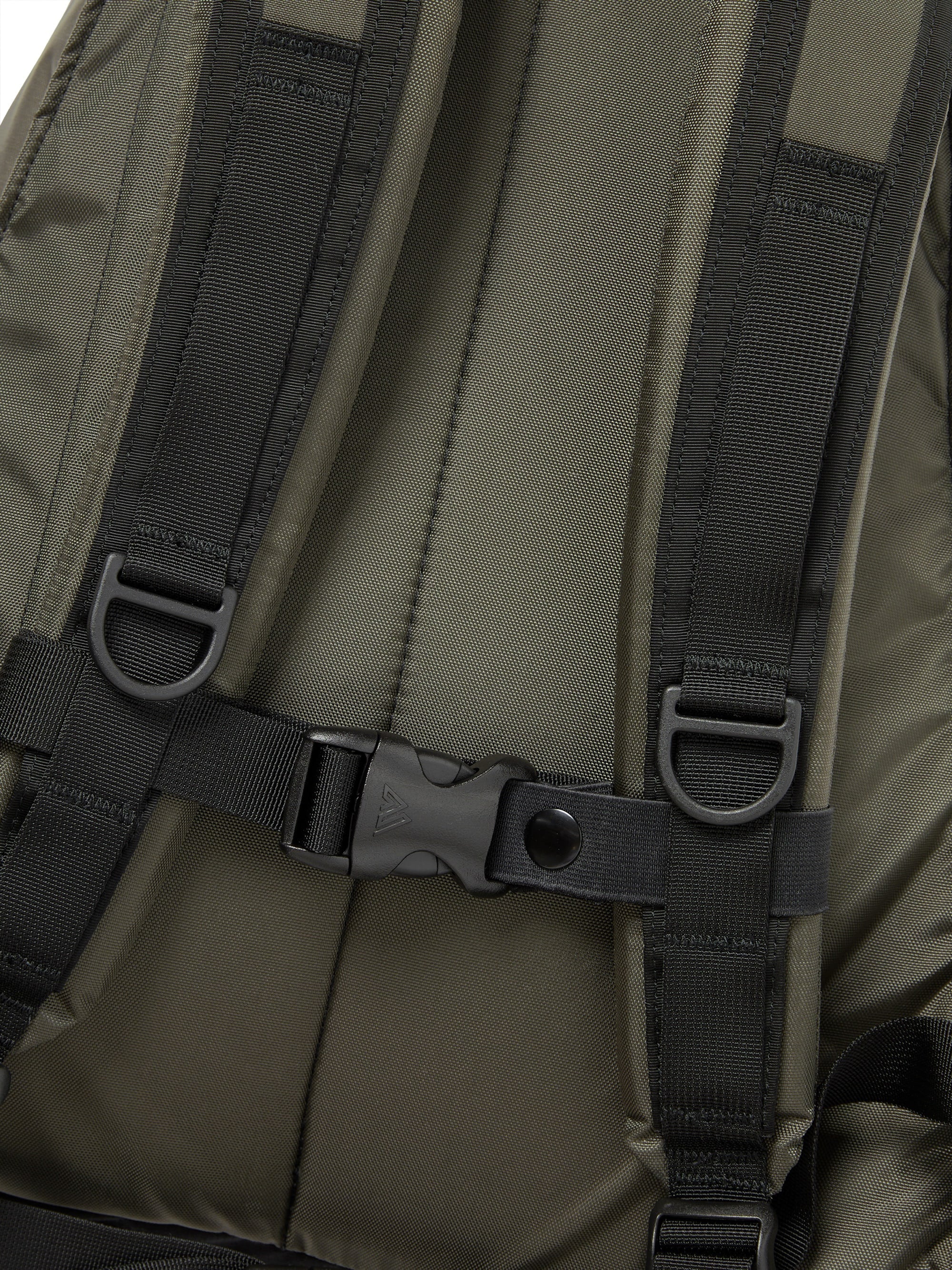 TNT GREGORY Daypack – thisisneverthat® JP